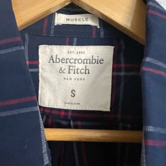Abercrombie & Fitch Button Down | Size Small - Picture 2 of 2